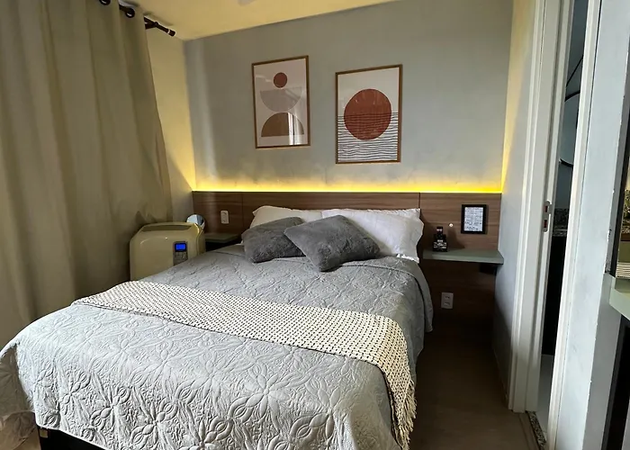 Studio Paris Prox Metro Bras Feirinha Madrugada Templo Salomao