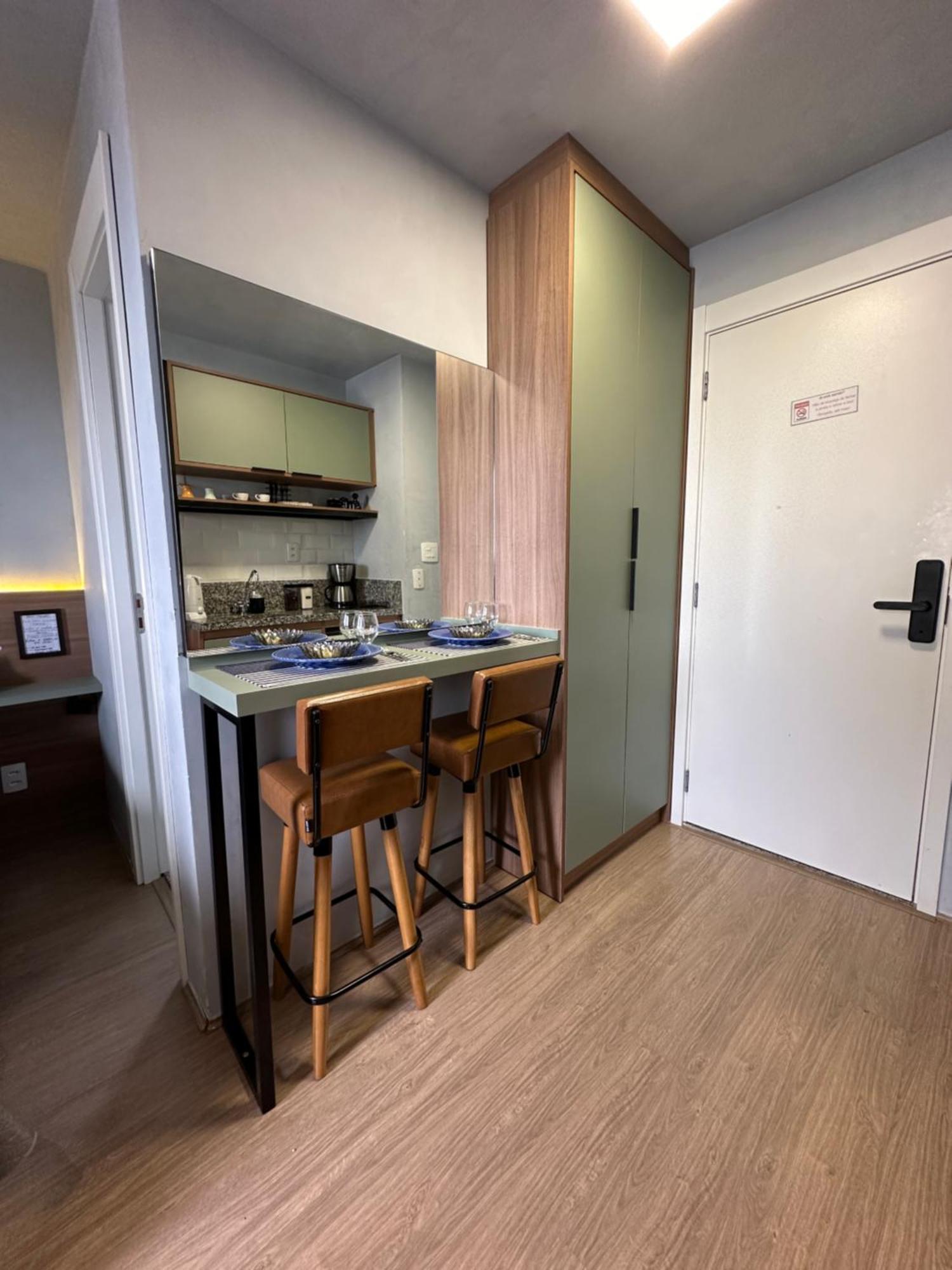 Paris Prox Metro Bras Feirinha Madrugada Templo Salomao Apartamento *