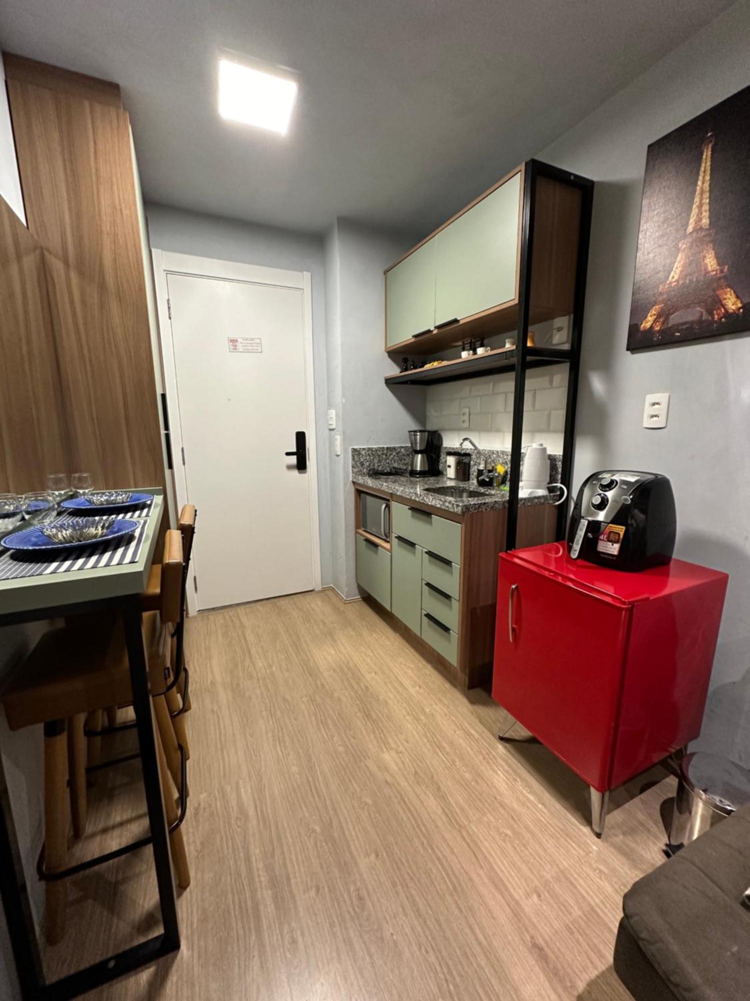 Apartamento Paris Prox Metro Bras Feirinha Madrugada Templo Salomao São Paulo
