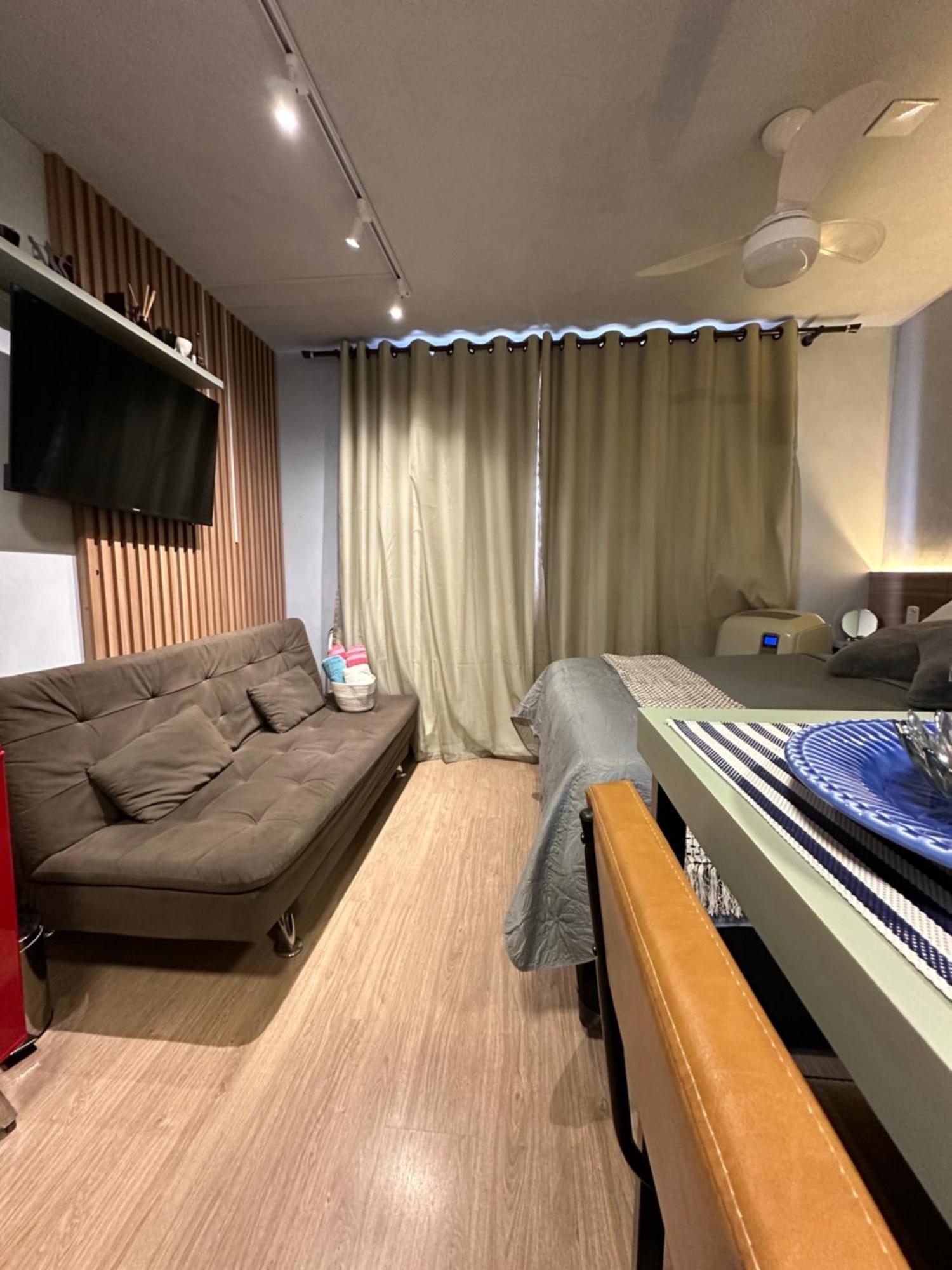 Apartamento Paris Prox Metro Bras Feirinha Madrugada Templo Salomao São Paulo