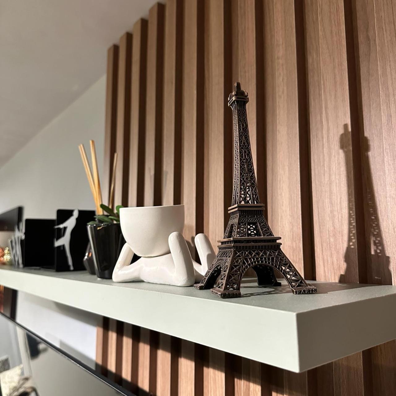 Apartamento Paris Prox Metro Bras Feirinha Madrugada Templo Salomao